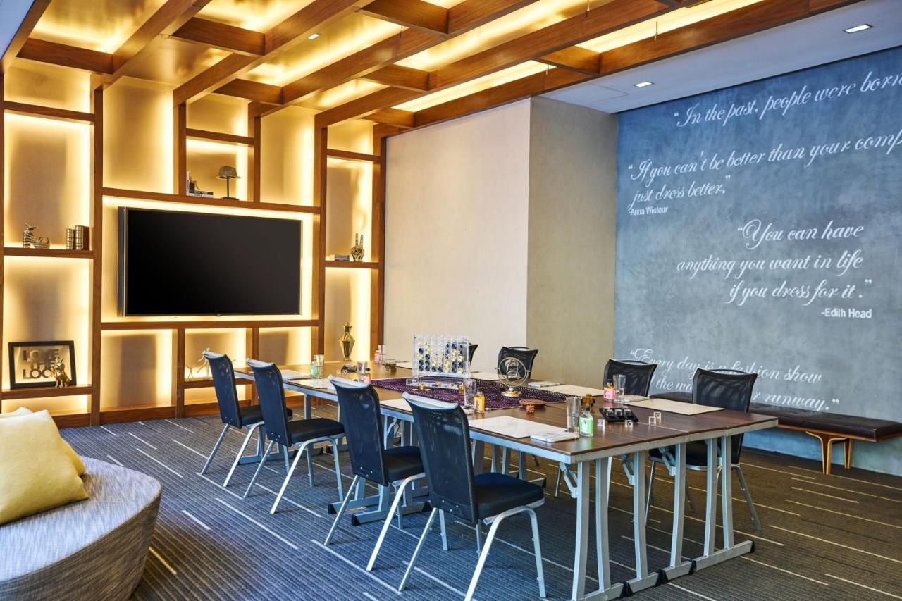 Renaissance New York Midtown Hotel Екстериор снимка