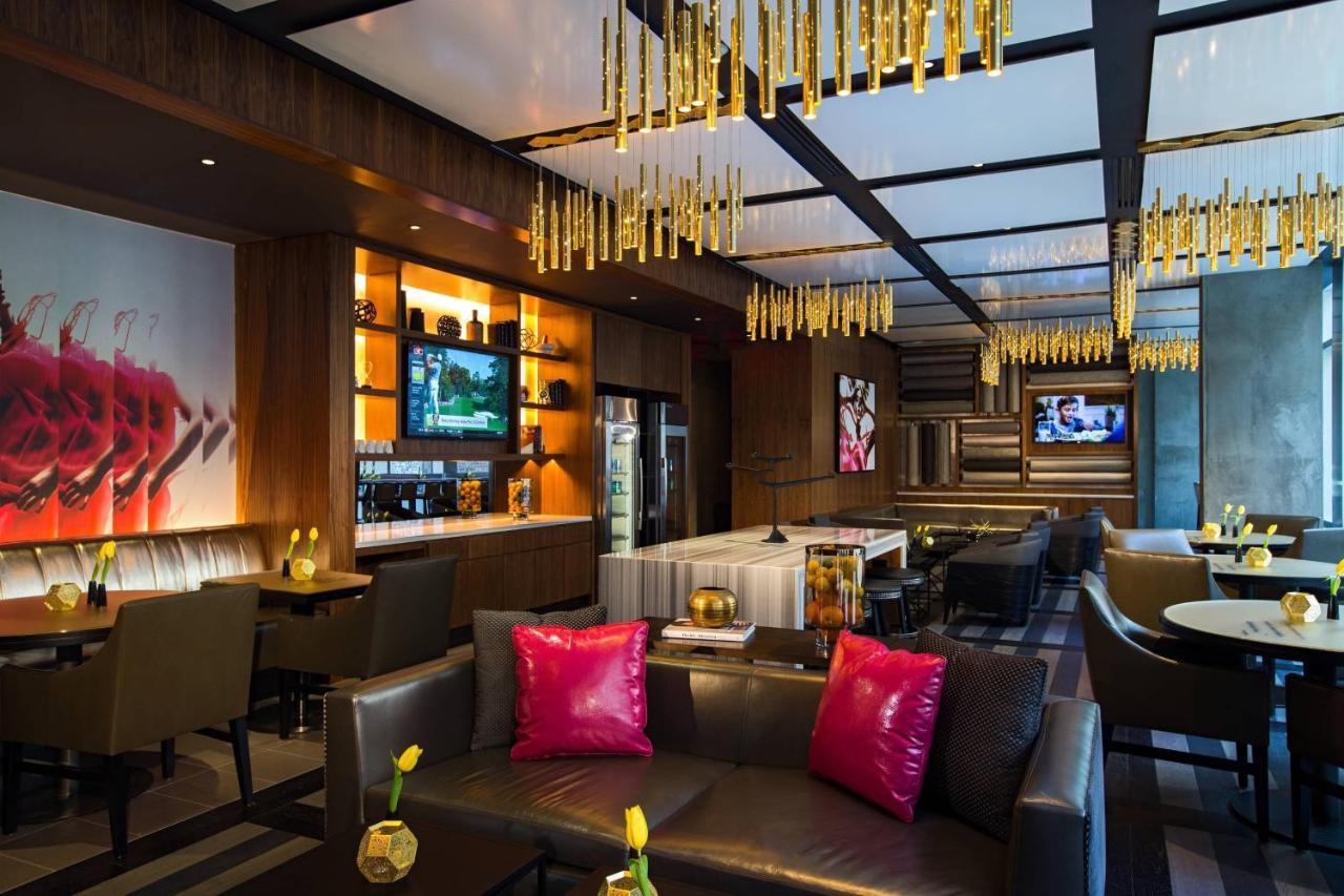 Renaissance New York Midtown Hotel Екстериор снимка